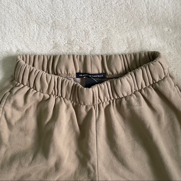 Brandy Melville Tan Rosa Sweatpants - Picture 2 of 2